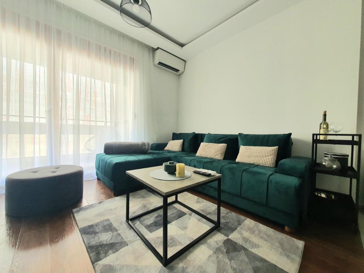 Apartman Ana Lux Ποντγορίτσα Εξωτερικό φωτογραφία